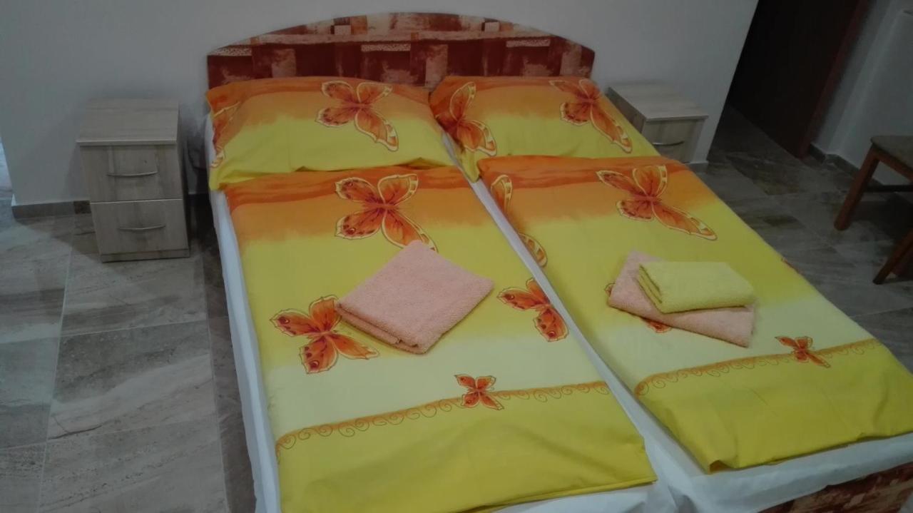 Ubytovanie V Sukromi Haragova Bojnice Bagian luar foto