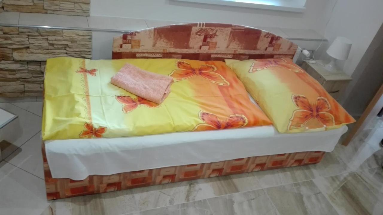 Ubytovanie V Sukromi Haragova Bojnice Bagian luar foto